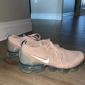 Nike Women’s vapor max
